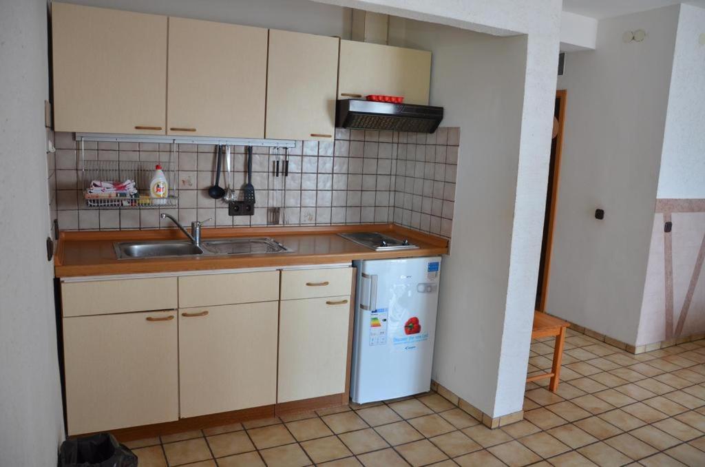 Apartmani Kemac Stara Novalja Zewnętrze zdjęcie
